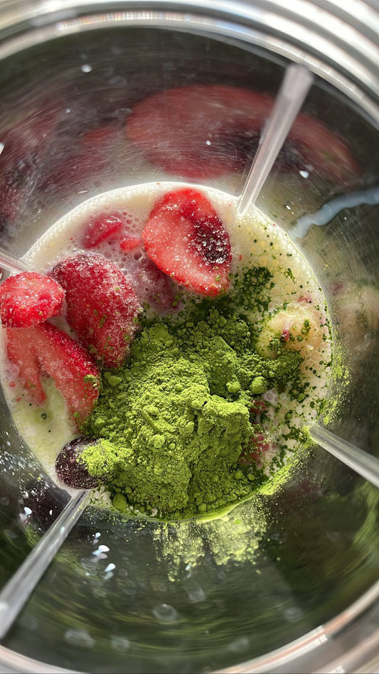 matcha shake strawberry banana